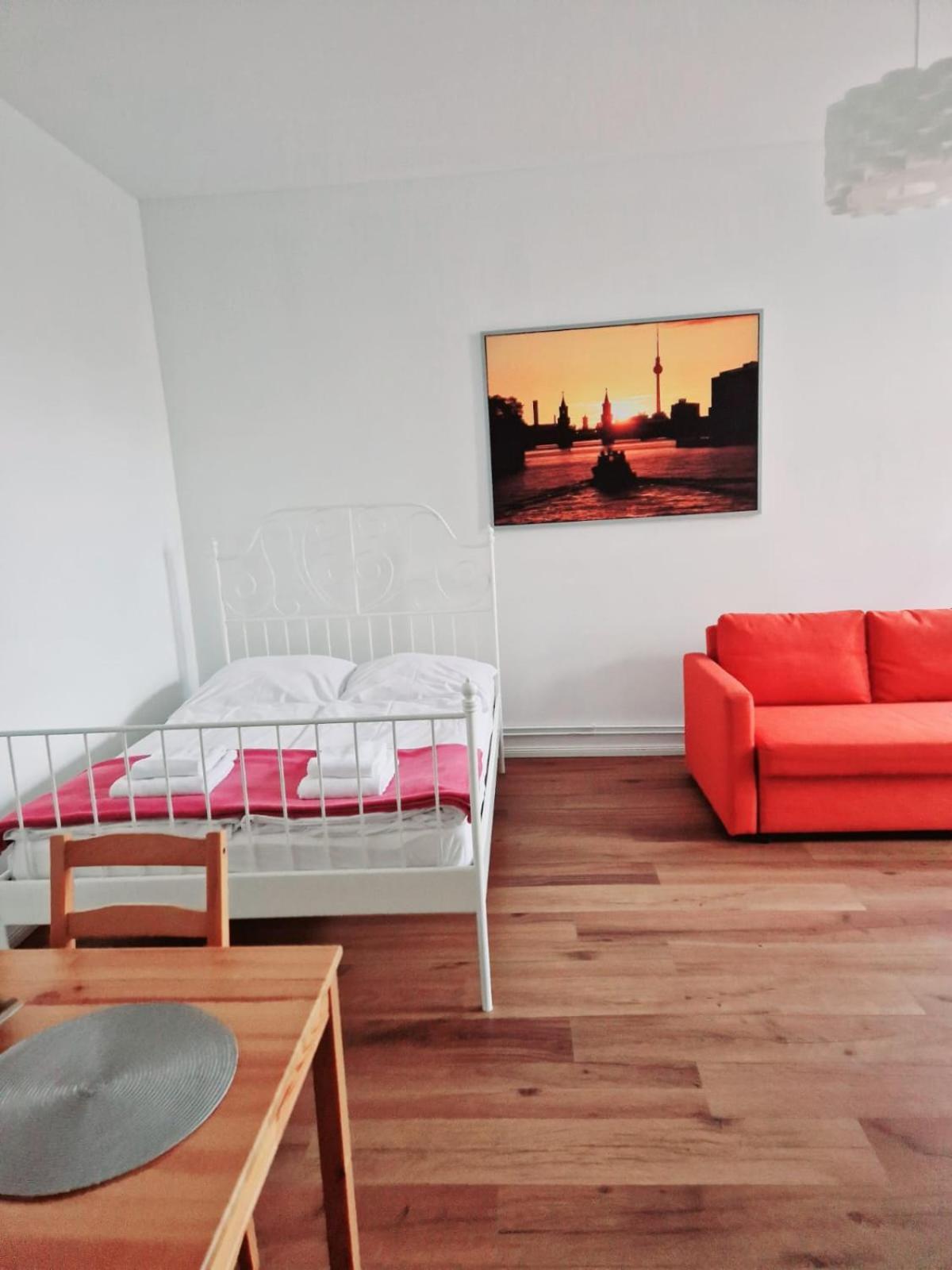 City Studio Apartment For 4, Near Sonnenallee Berlin Exterior foto
