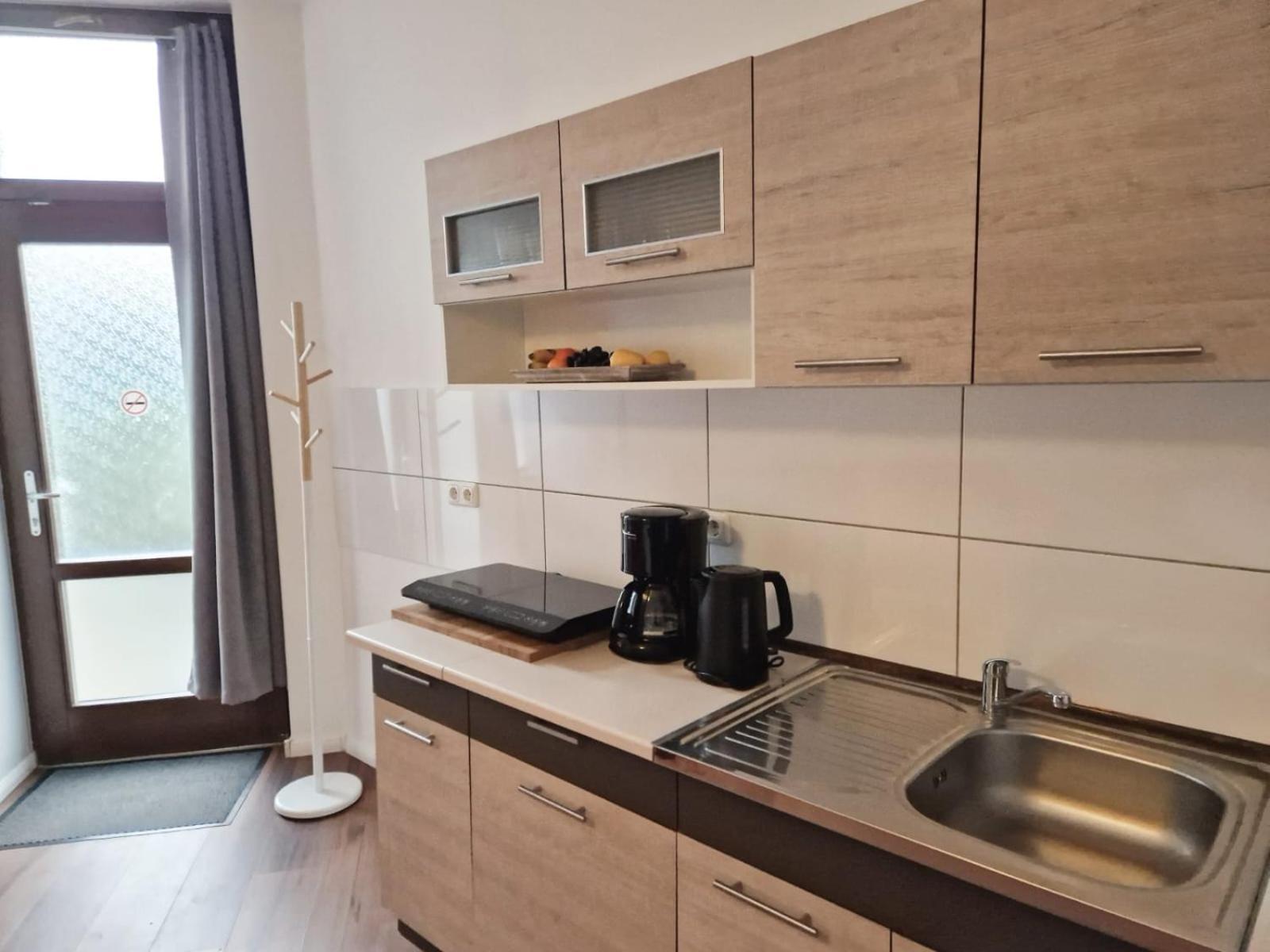 City Studio Apartment For 4, Near Sonnenallee Berlin Exterior foto