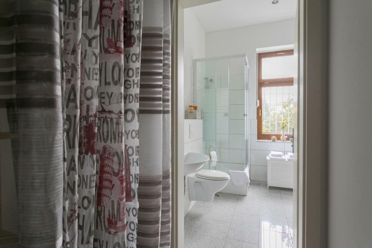City Studio Apartment For 4, Near Sonnenallee Berlin Exterior foto