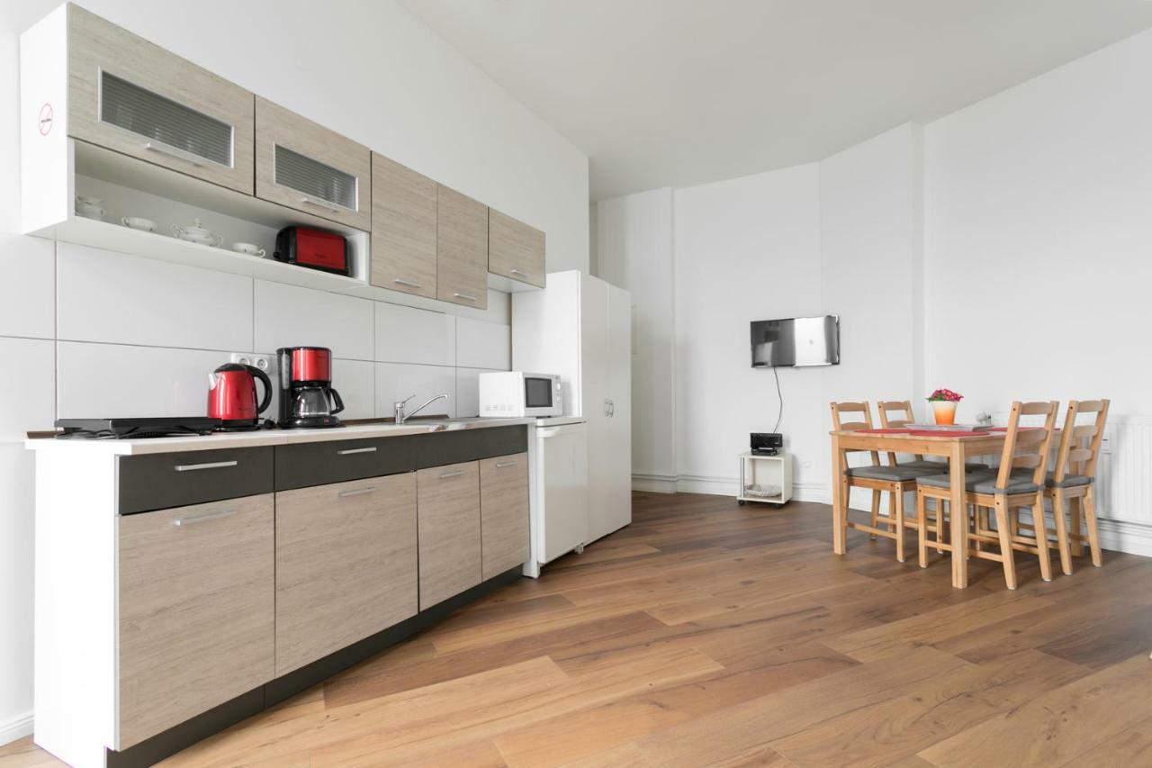 City Studio Apartment For 4, Near Sonnenallee Berlin Exterior foto